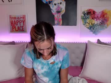 webcam girl holihurricane live cam image #11780114