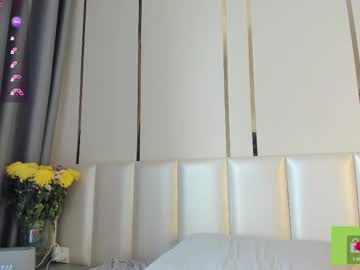 webcam girl phantom_wave live cam image #12686538