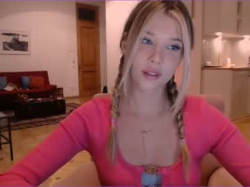 webcam girl bitter_moon live cam image #4330560