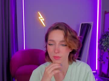 webcam girl silent_chill live cam image #3759624