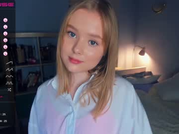 webcam girl sun_shiiine live cam image #5587333