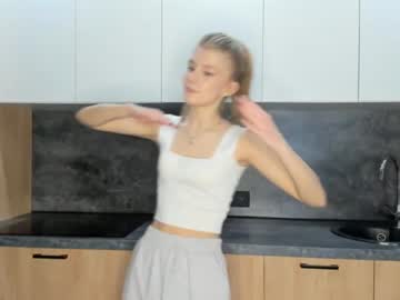 webcam girl leilagillim live cam image #8494514