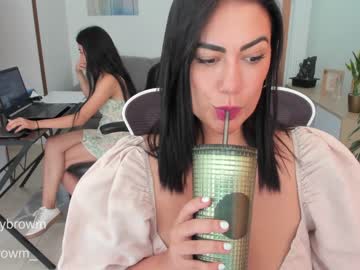 webcam couple emillybrowm live cam image #8681212