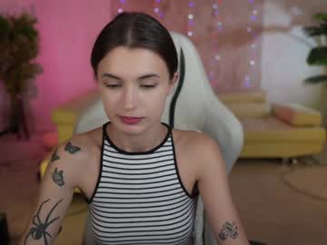 webcam couple bright_diamonds_054 live cam image #10799339