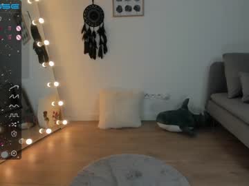 webcam girl euphoria_life live cam image #3972096