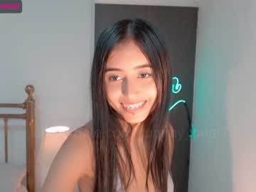 webcam girl gummy_bear7 live cam image #3264789