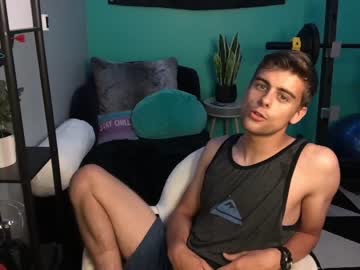 webcam man crashmonroe live cam image #3376058