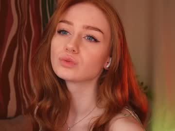 webcam girl lizzy_blaze live cam image #8456475
