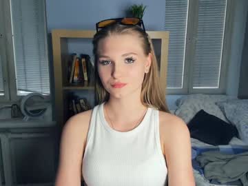 webcam girl paradise_for_two live cam image #9993104