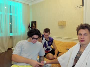 webcam man purple_gang live cam image #1287097
