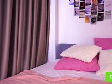 webcam girl sophia_pond_ live cam image #12224985