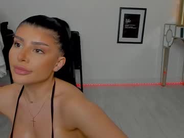 webcam girl moniqueeass live cam image #11820025
