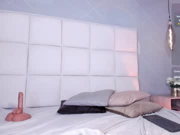 webcam girl nia_sanchez1 live cam image #11528953