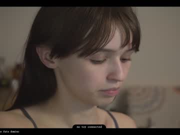 webcam girl diruriru live cam image #9272090