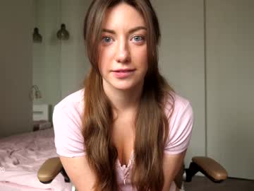 webcam girl ronny_ponny live cam image #10811397