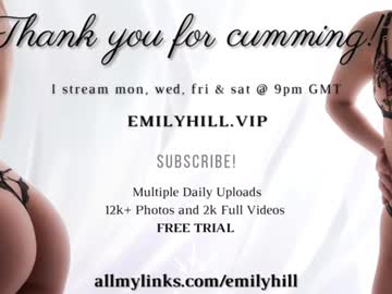 webcam girl littlee33 live cam image #11802661