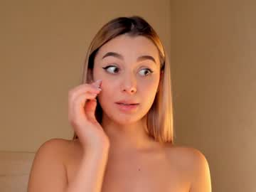 webcam girl murbur live cam image #7107732