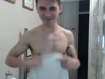 webcam man camdoattitude live cam image #9664381