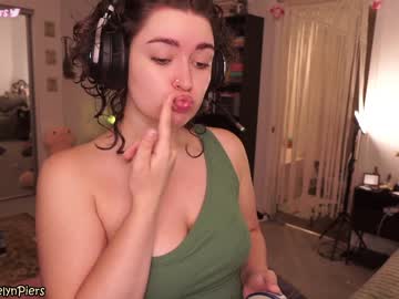 webcam girl evelynpiers live cam image #5963221