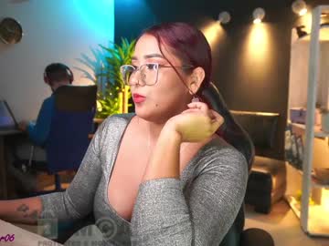 webcam girl gold_room live cam image #1241000