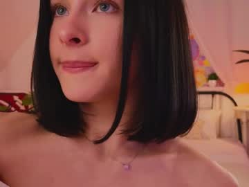 webcam girl uwunikaa live cam image #11768337