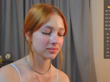 webcam girl shirleywhitney live cam image #7172156