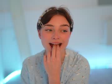 webcam girl floret_joy live cam image #7602589