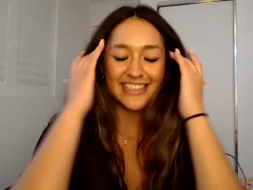webcam girl teleaevansss live cam image #10372765