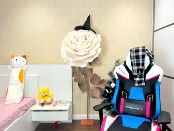 webcam girl cherrypie_01 live cam image #4391276