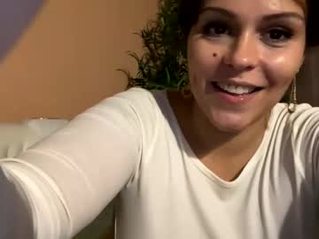 webcam girl ailelea live cam image #10565380