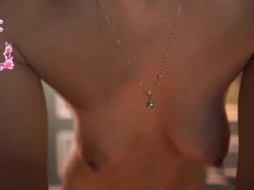 webcam girl yoori_s live cam image #12429383