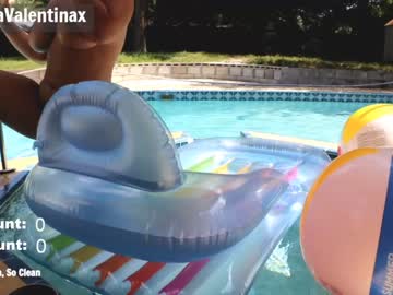 webcam girl milavalentinax live cam image #2759720