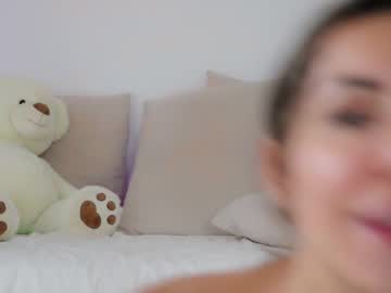 webcam girl miiiawallace live cam image #4582549