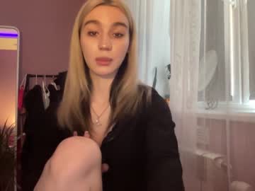 webcam girl cutie_elly live cam image #3100606