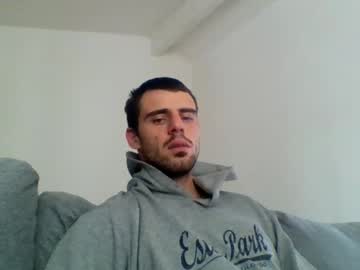 webcam man kerzo29 live cam image #4030006