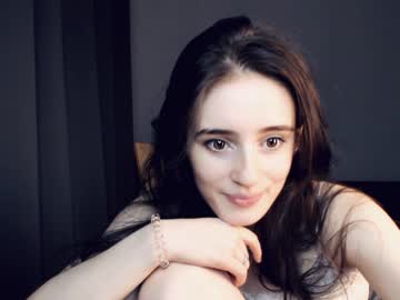 webcam girl lisawoo live cam image #845291