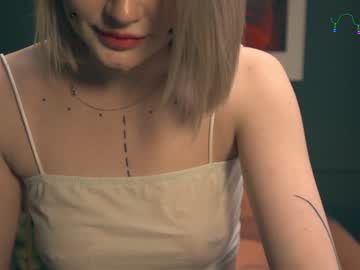 webcam girl sophiastorm live cam image #1249719