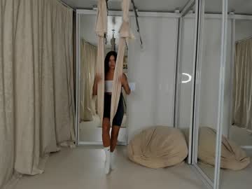 webcam girl emilybatee live cam image #7065172