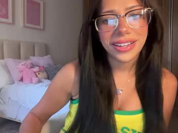 webcam girl juliaabrooks live cam image #12904726