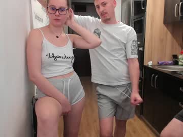 webcam couple xbunnyx19 live cam image #9047297