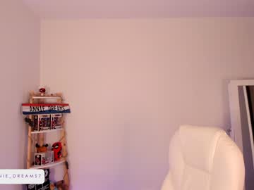 webcam girl annie_dreams live cam image #196332
