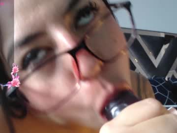 webcam girl kaliffa_zoe live cam image #10286881