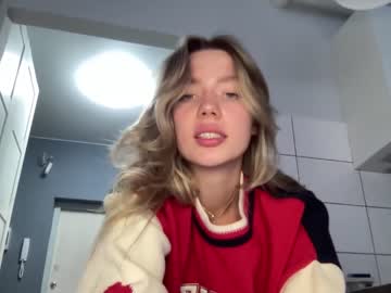 webcam girl angel_from_sky live cam image #6128457