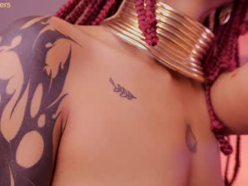webcam girl cooper_reds live cam image #9476965