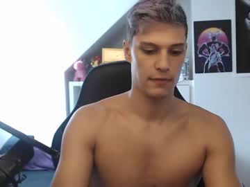 webcam man misterydragon live cam image #248254