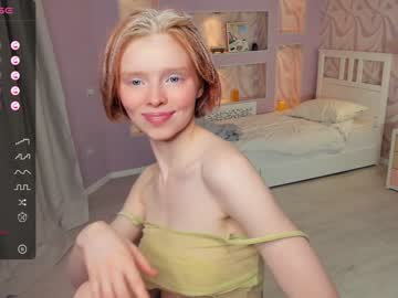 webcam girl gingers_hugs live cam image #8030852