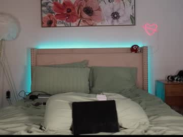 webcam couple ari_lovexo live cam image #10440019