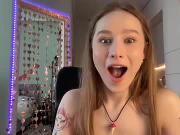webcam girl whoisalisa live cam image #12276368