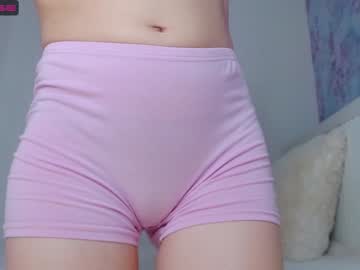 webcam girl _cutie_cutiee_ live cam image #6565299