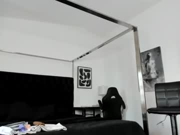 webcam girl surecakes live cam image #4194683